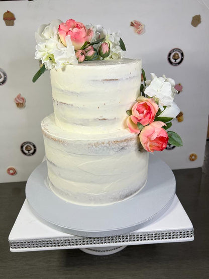 Custom Cakes with flowers  (wedding, quinceañeras)